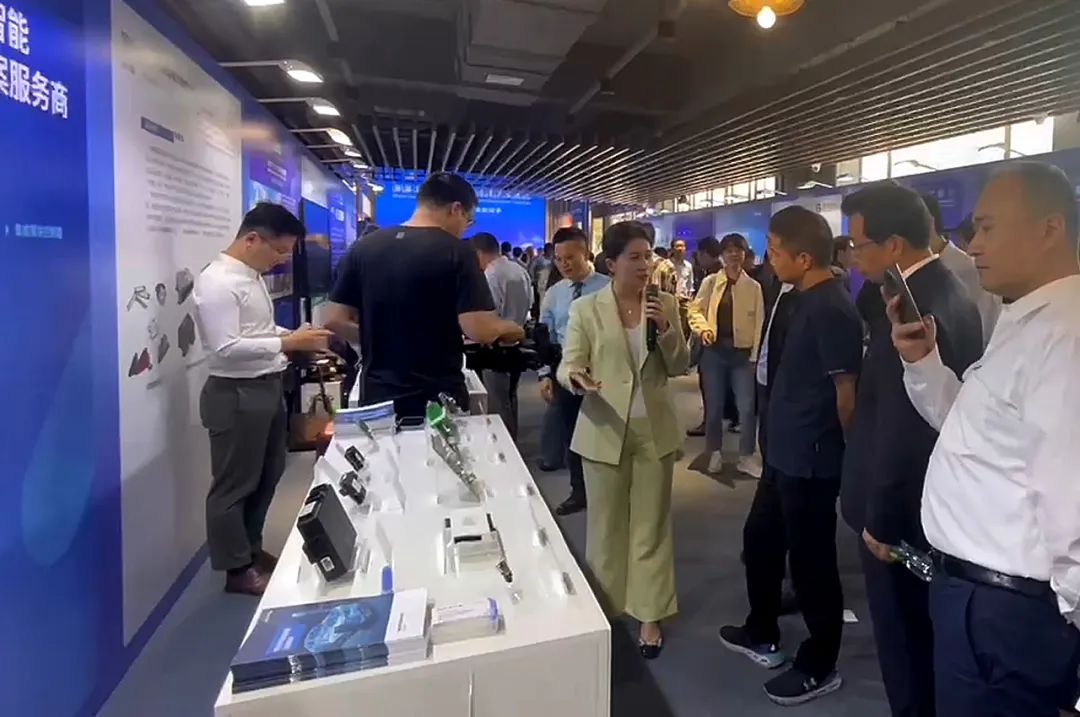 奇瑞图2.jpg